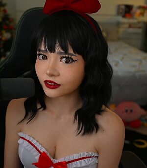 itsKatchii leaked photo #215