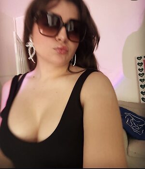 Itsloow leaked photo #5
