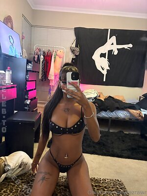 Itsmistaz leaked photo #66