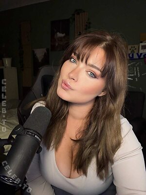 Itsschmolli leaked photo #26