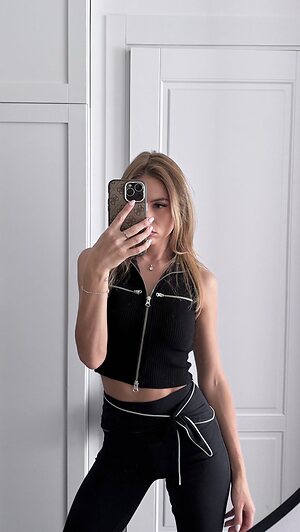 ItsSky leaked photo #5