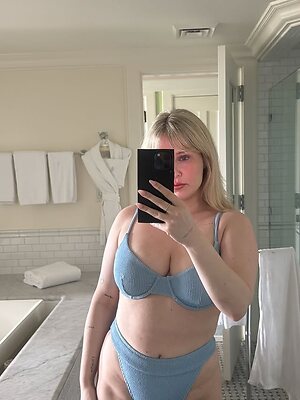 @itsthearose leaked photo #21