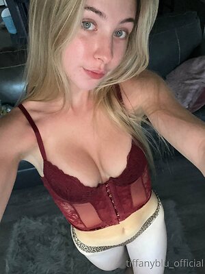 Itstiffanyblu Nude Leaked Photo #3