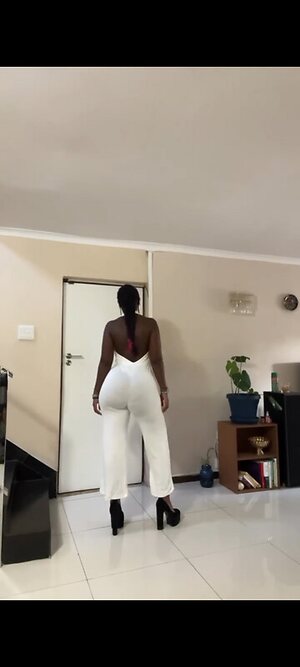 its_tshego34 leaked photo #14