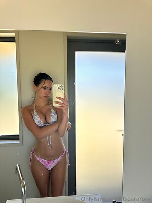 itszararose leaked photo #6
