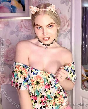 ittybittyprettykitty Nude Leaked Photo #374