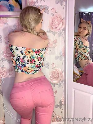 ittybittyprettykitty Nude Leaked Photo #383
