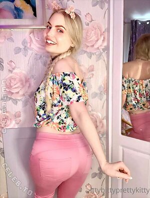 ittybittyprettykitty Nude Leaked Photo #387