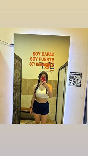 Itzel Nude Leaked Photo #6