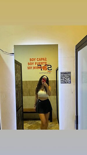 Itzel Nude Leaked Photo #22