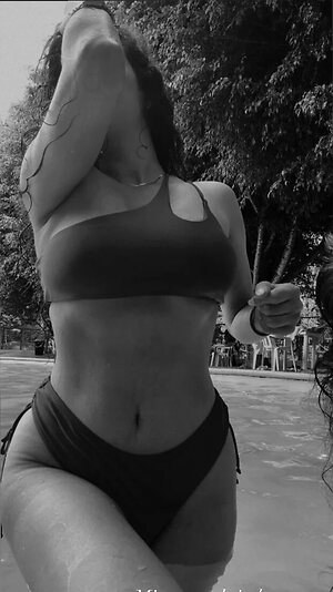 Itzel Nude Leaked Photo #23