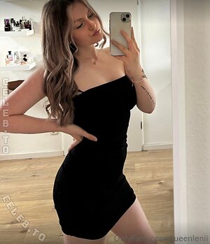 itz.leni Nude Leaked Photo #3