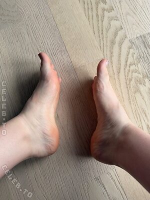 itz.leni leaked photo #118