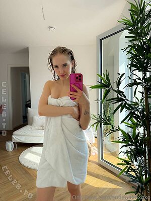 Itz.sarah Nude Leaked Photo #44