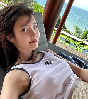 IU leaked photo #12