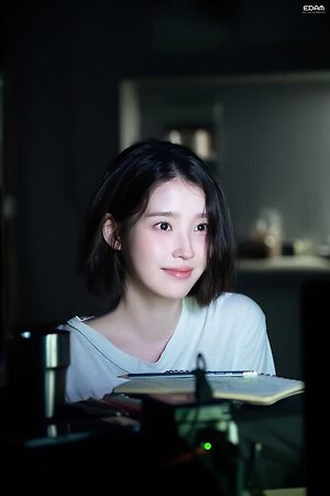 IU leaked photo #40