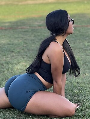 Ivana Khalifa leaked photo #9