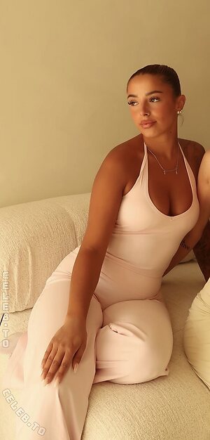 Ivana.nvr leaked photo #6