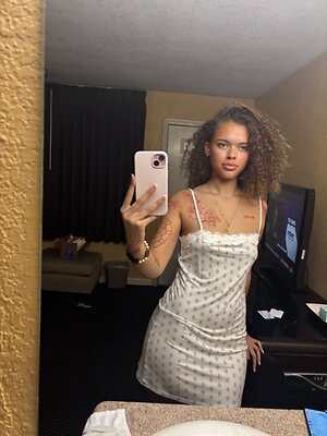 Ivory Skyy☁️💕 leaked photo #2