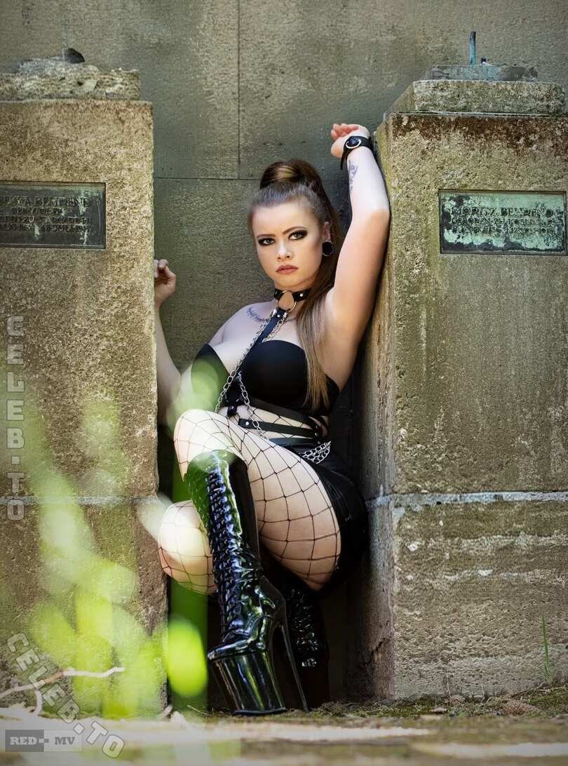 Ivory.tex photo