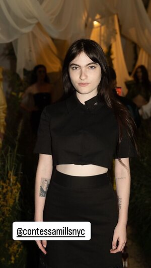 Ivy Wolk