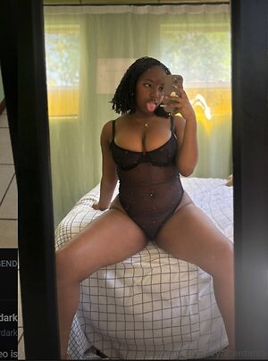 Ivyafterdark leaked photo #23