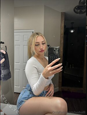 Ivyballl leaked photo #54