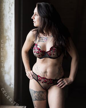 ivyvivi photo
