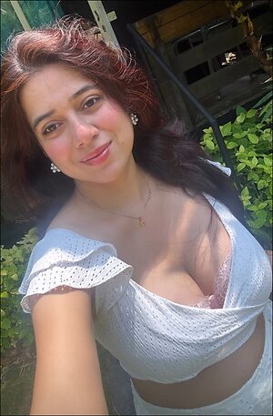 Iwishwithprachi leaked photo #6