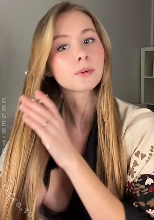 Izaandelle Nude Leaked Photo #36