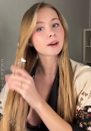 Izaandelle Nude Leaked Photo #38