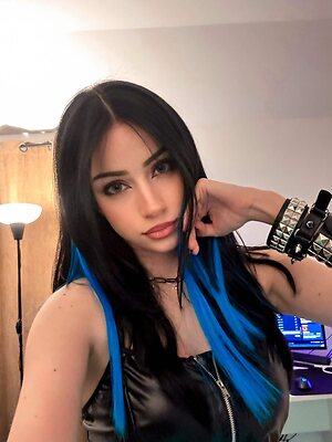 Izabeii leaked photo #13