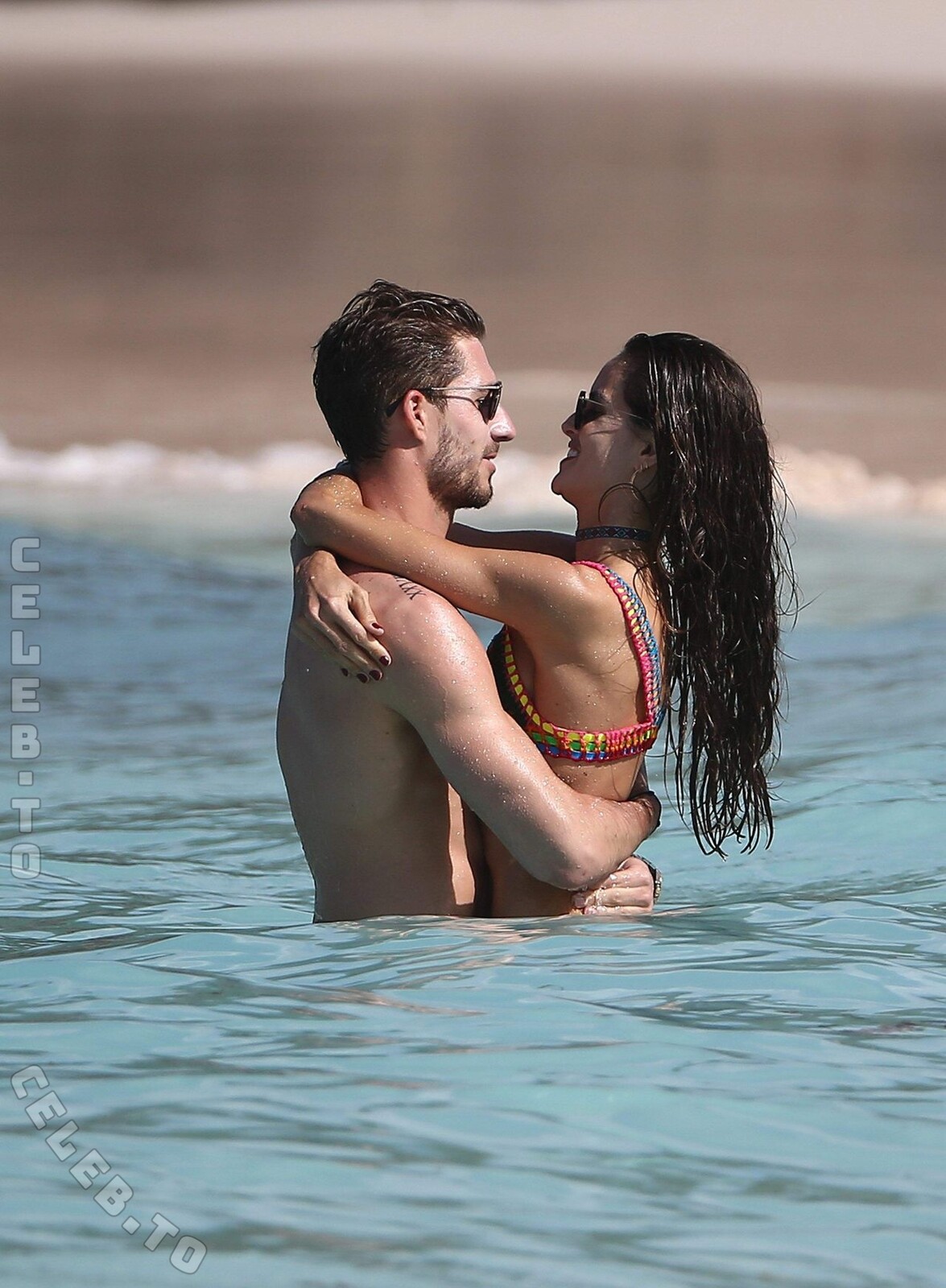 Izabel Goulart photo