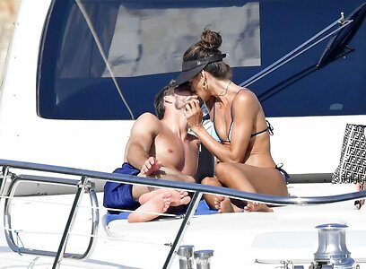 Izabel Goulart leaked photo #349