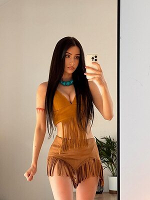 Izabell.tv leaked photo #37