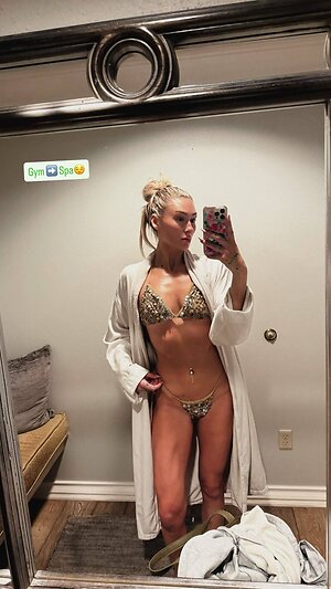 Izzi Dame