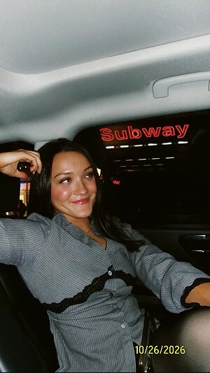 Izzy Moreno leaked photo #10