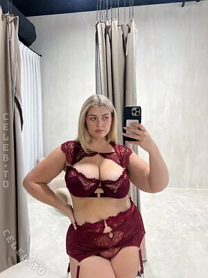 Izzy Nicholls Nude Leaked Photo #17