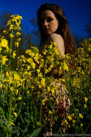 Izzy.Inked Nude Leaked Photo #31