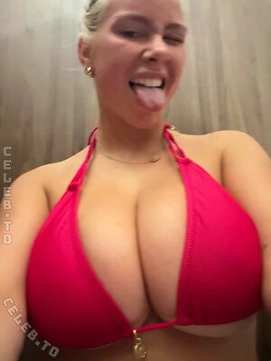 Jacklyn Roper Nude Leaked Photo #4