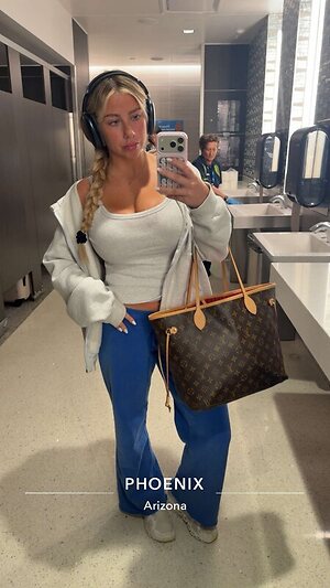 Jacklyn Roper leaked photo #44