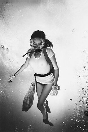 Jacqueline Bisset leaked photo #8
