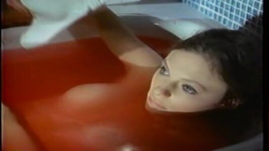 Jacqueline Bisset Nude Leaked Photo #36