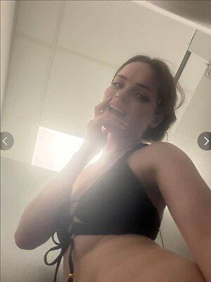 Jacqueline Osmond leaked photo #25