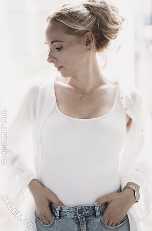 Jacqueline Sparrow
