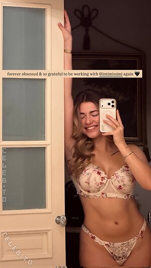 Jade Anna Nude Leaked Photo #6