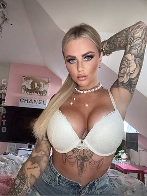Jade Britani photo