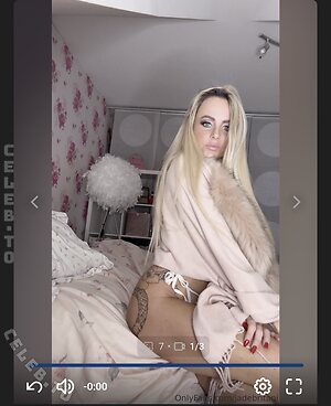 Jade Britani photo