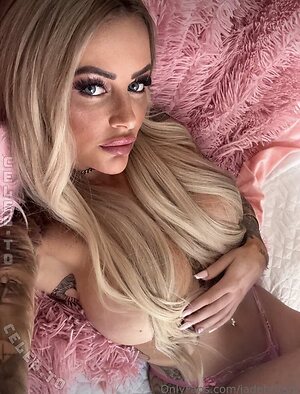 Jade Britani photo