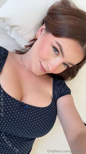 Jade Hutchison photo